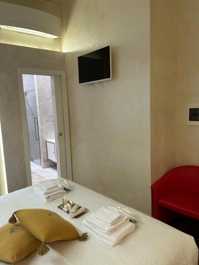 Piazza Venezia Luxury Suite โรม ภายนอก รูปภาพ